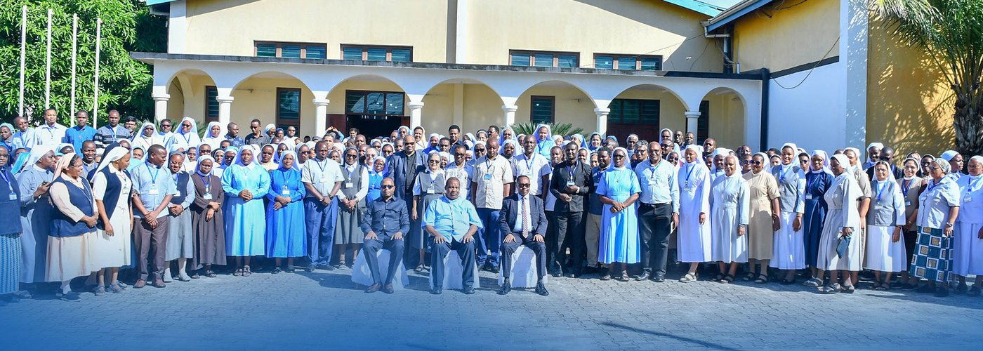ELIMU YA DHANA YA ULINZI WA TAARIFA BINAFSI YAWAFIKIA KANISA KATOLIKI